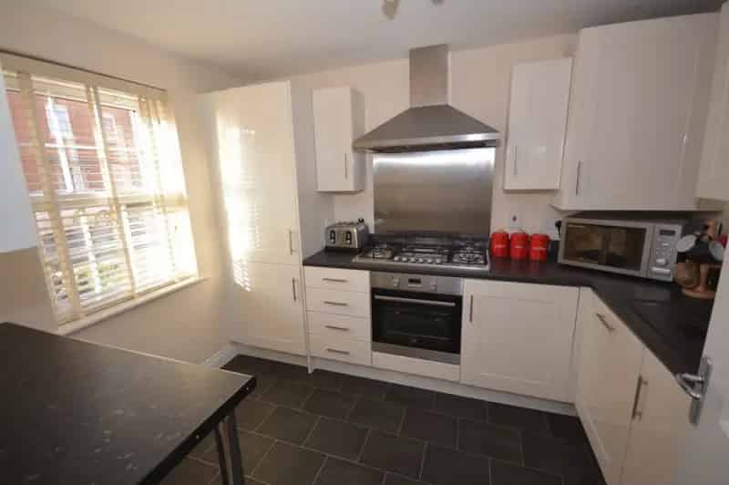 4 bedroom House
 To Rent