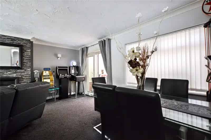 Three Bedroom Semi Detached House Swillington LS26