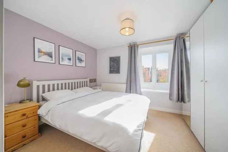 Two Bedroom Terrace House Near Tooting Bec Common