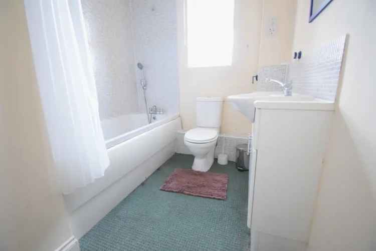 2 Bedroom Flat To Rent