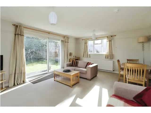 5 Bedroom Detached House for Sale in Kingseat