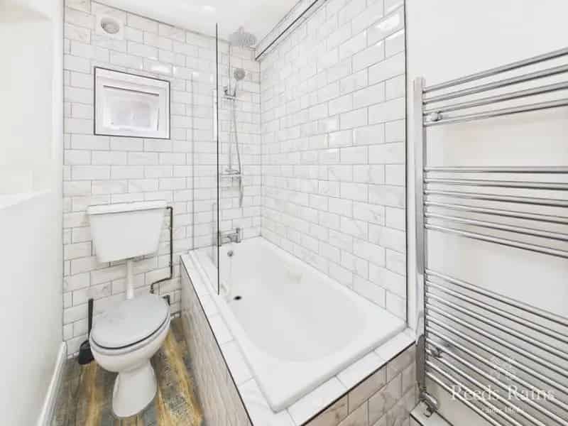 2 Bedroom End Terrace House for Rent Scarborough