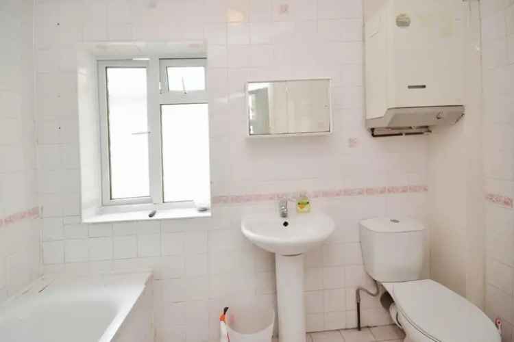 3 Double Bedroom Split Level Flat Streatham Hill