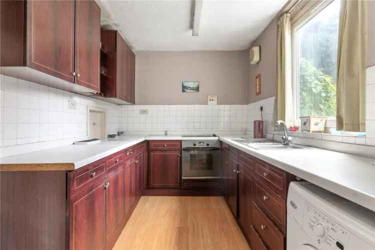 4 Bedroom Townhouse London Huge Garden Private Garage