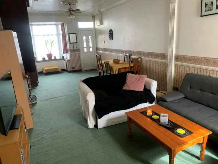 House For Sale in Birmingham, England