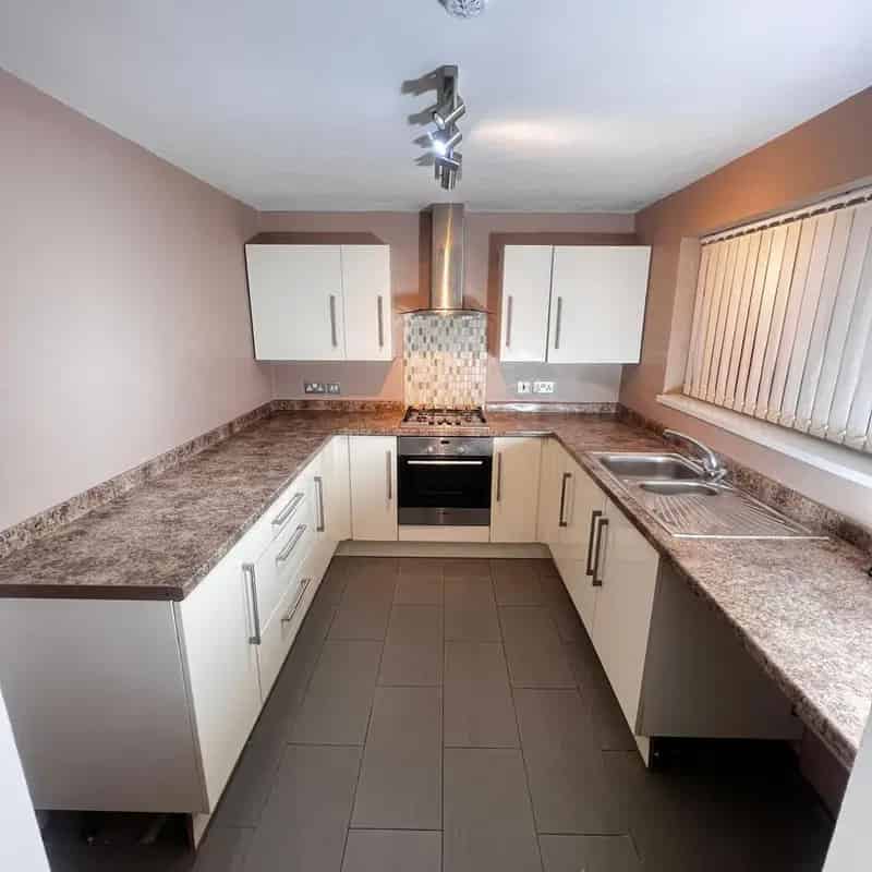 2 Bedroom Maisonette to Rent in South Birmingham