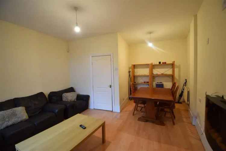 4 bedroom flat to rent