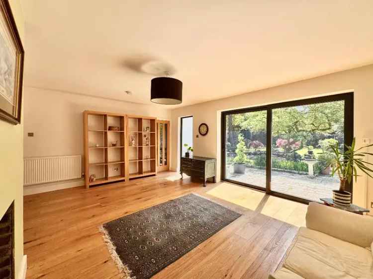 4 Bed Detached House for Sale in Talbot Woods