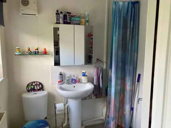 1 Bedroom Bungalow Over 55s Pets Allowed Near Thame Oxford Bicester