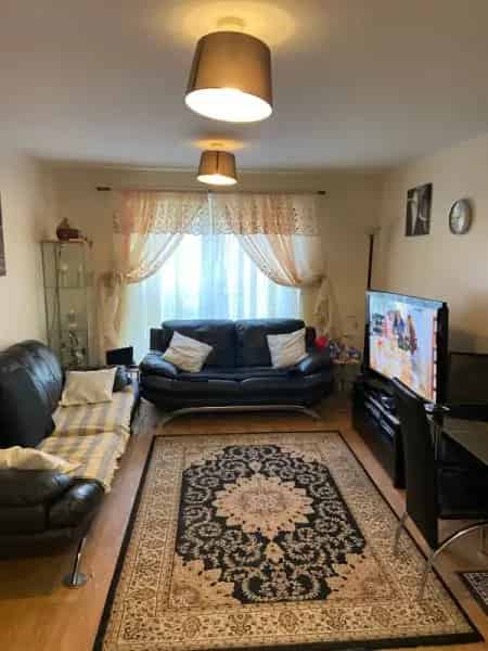 Flat For Rent , London, England