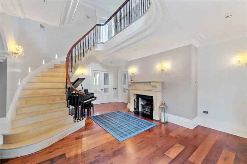 6 Bedroom Detached House for Sale Grasscroft