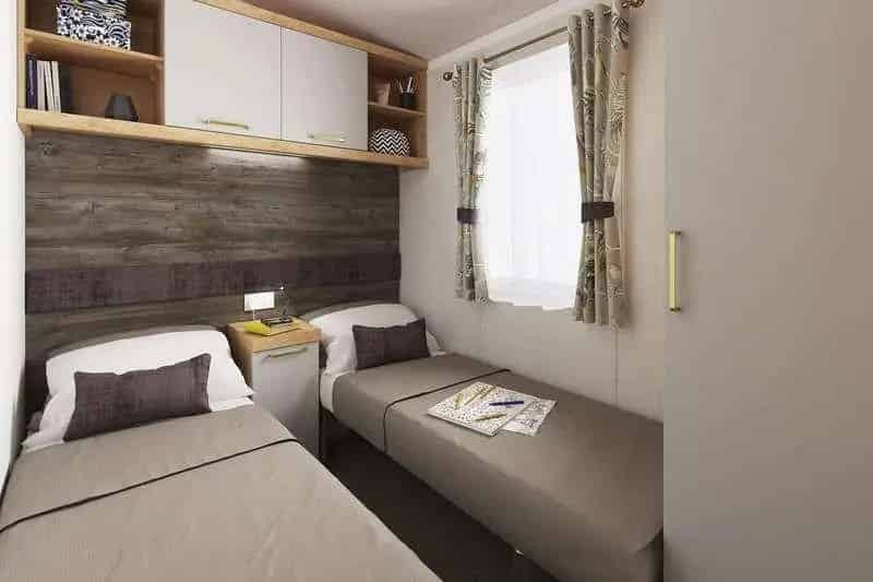 2 Bed Static Caravan for Sale in Tranquil Countryside