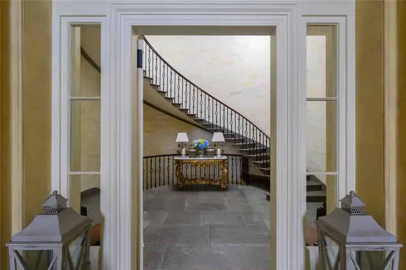 Lochton House: Exquisite Georgian Country House with Extensive Grounds