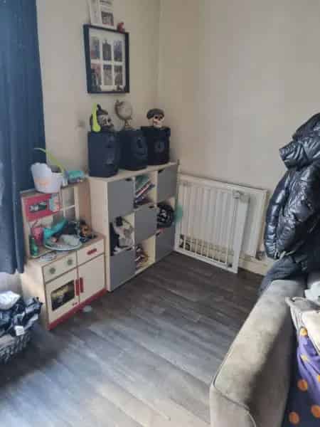 2 Bedroom House Near School and Town in Thrumpton
