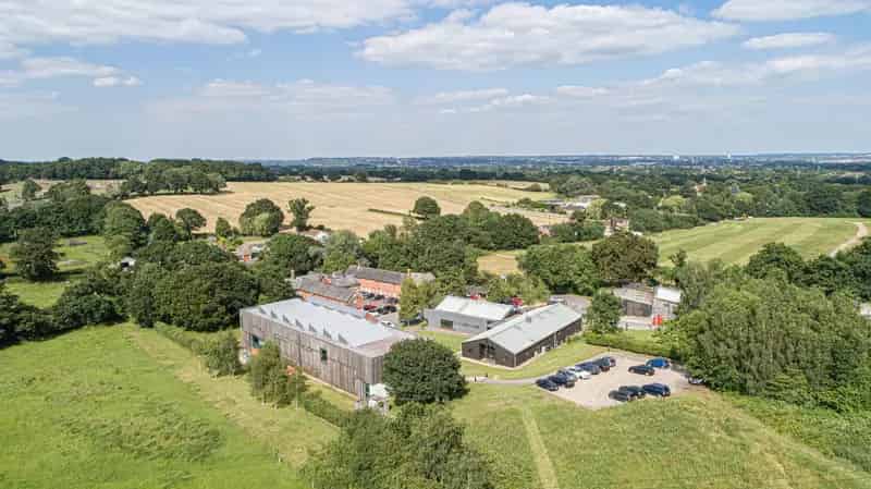 Rural Open Plan Offices with Ample Parking and Motorway Access