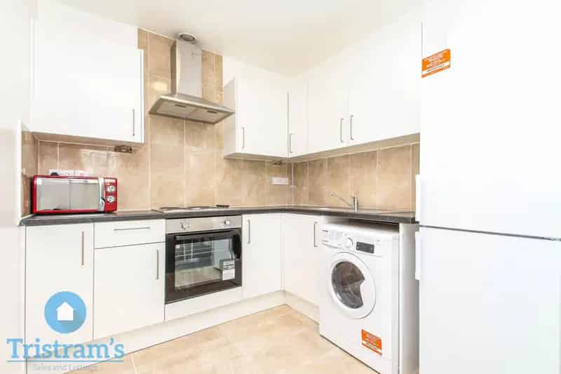 1 Bedroom Furnished Apartment Near City Center