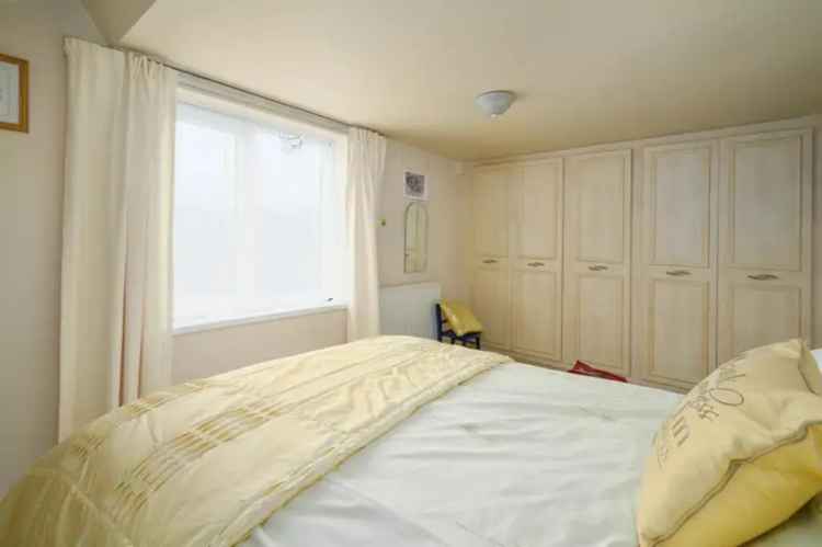 4 Bedroom Dormer Bungalow For Sale