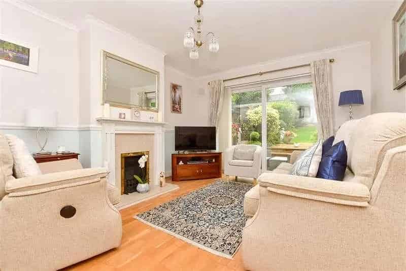 3 Bed Semi-Detached House For Sale