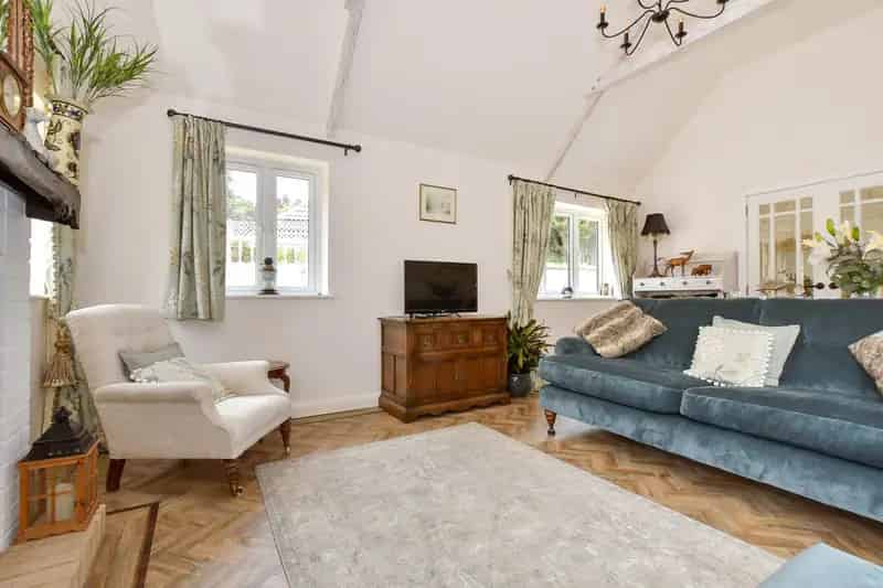 4 Bedroom Detached House for Sale Alverstone Isle of Wight