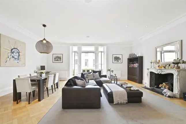 Flat to Rent De Vere Gardens Kensington W8