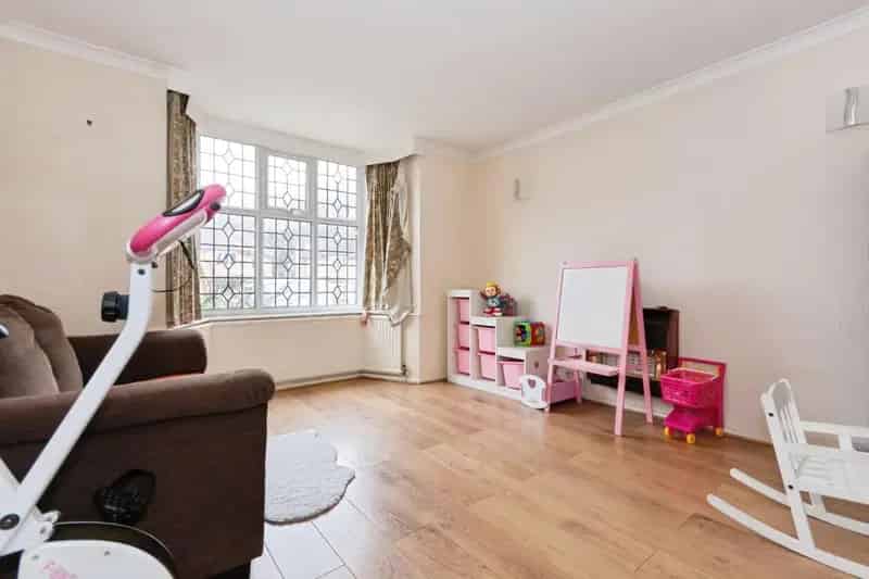 4 Bedroom Detached House For Sale Solihull