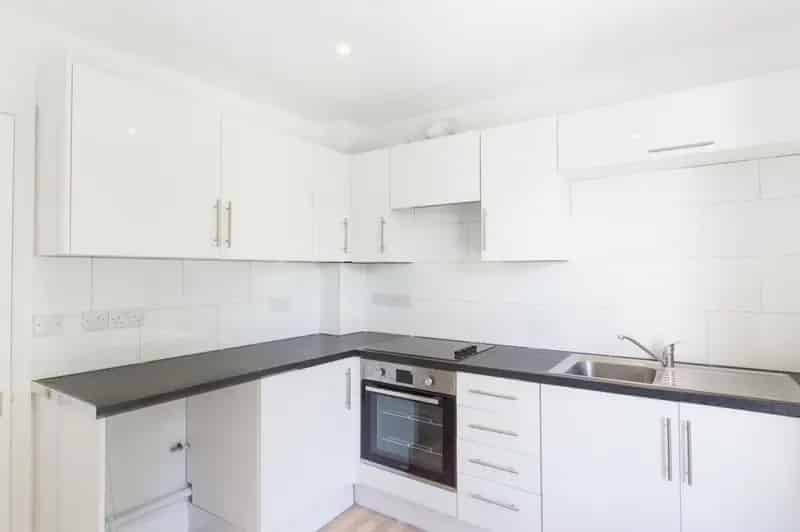 2 Bedroom Flat To Rent Available 14062025