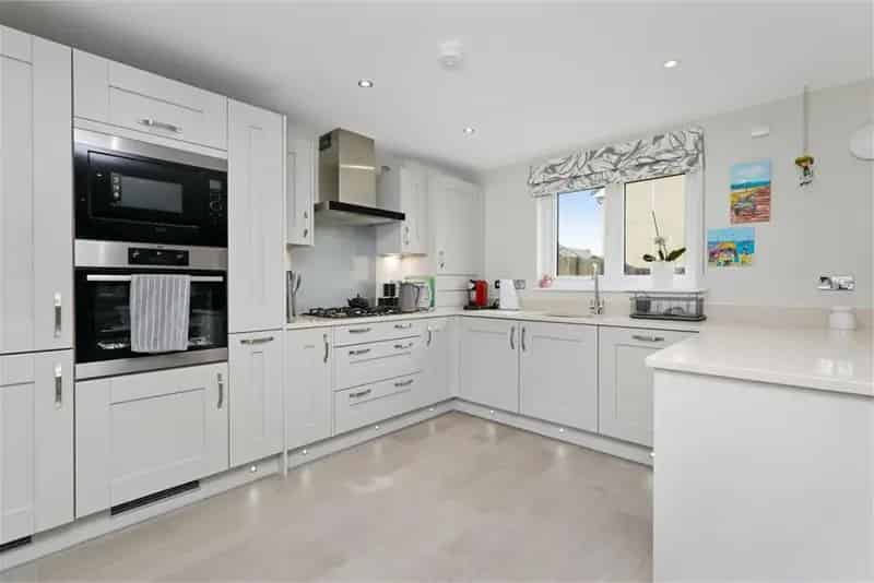 4 Bed Detached House with 2 Reception Rooms Macmerry