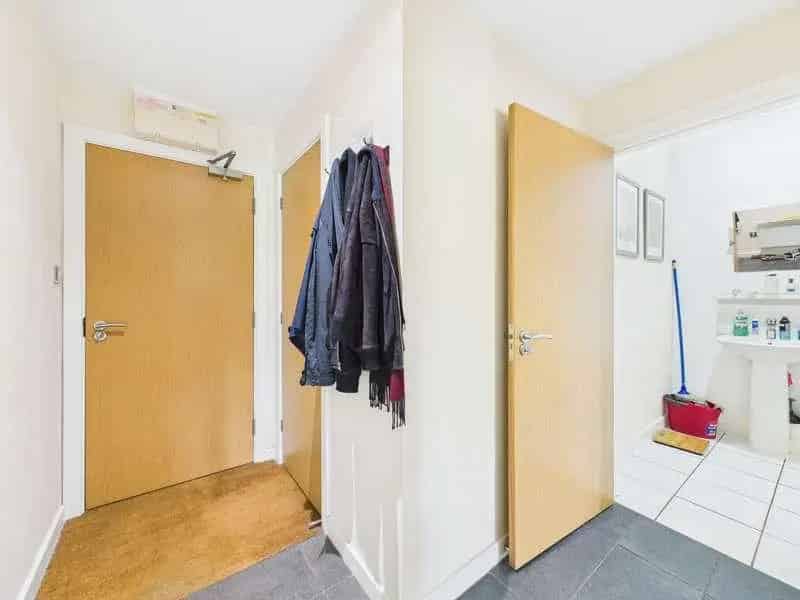 1 bed flat for sale