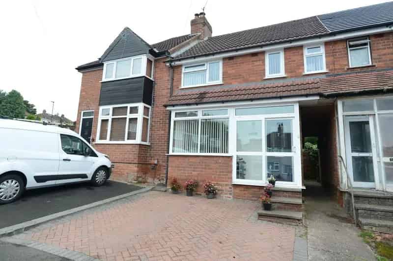 3 bedroom terraced house for sale