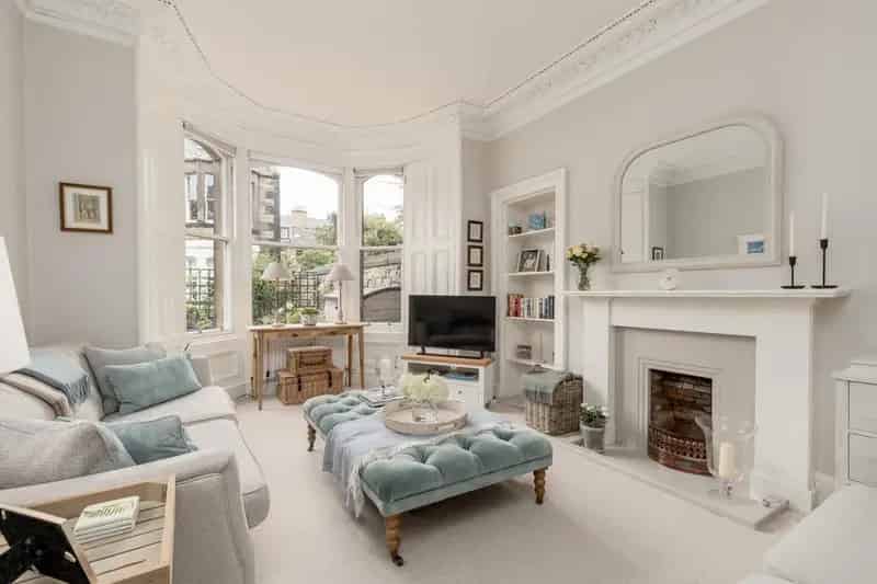 1 Bedroom Flat for Sale in Edinburgh