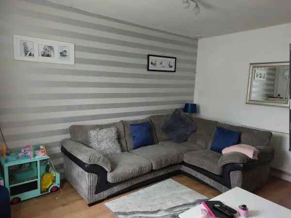 3 Bed House Near Heathrow Airport Large Garden