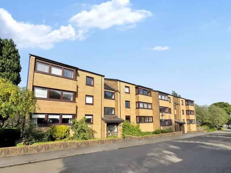 2 Bedroom Apartment for Sale in Glasgow's Kelvinside