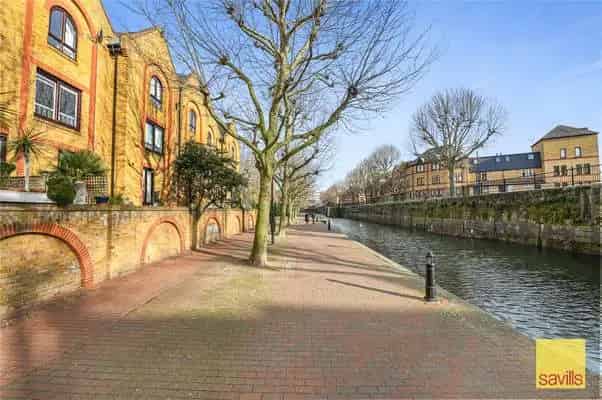 Welland Mews House Wapping 3 Beds 2 Baths Private Garden Parking