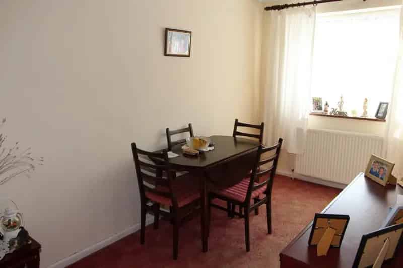 3 Bedroom House For Sale Needs Modernisation