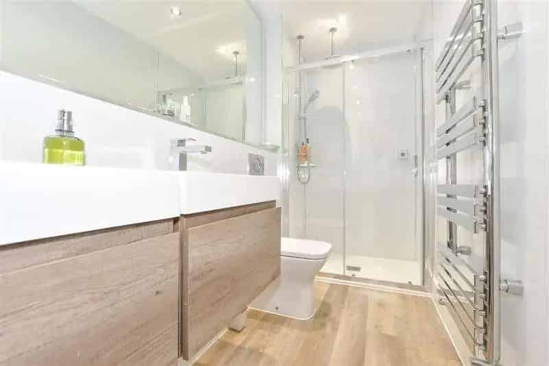 4 Bed Detached Bungalow near Botany Bay Beach