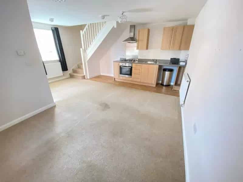 2 bedroom House
 To Rent