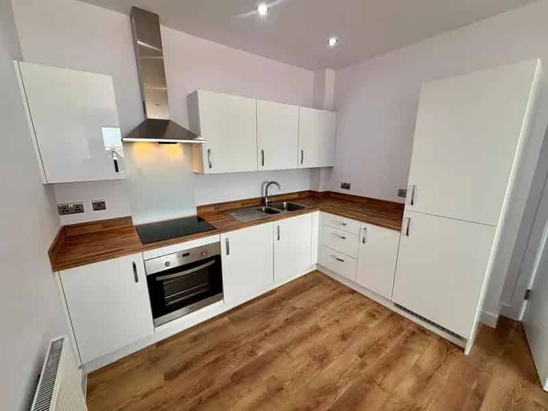 2 Bedroom Apartment for Sale
