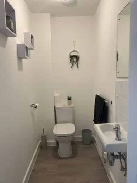2 Bed New Build House Driveway Medium Garden