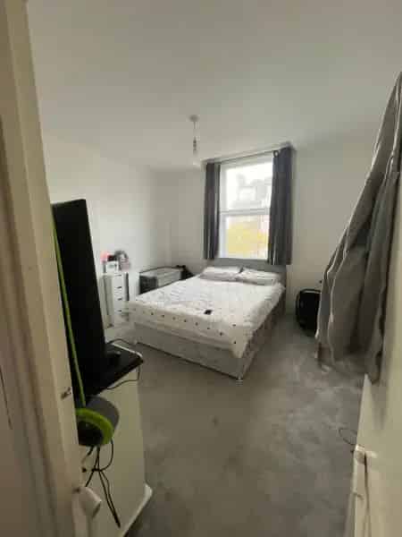 2 Bed Flat Conversion Near Swiss Cottage Finchley Road