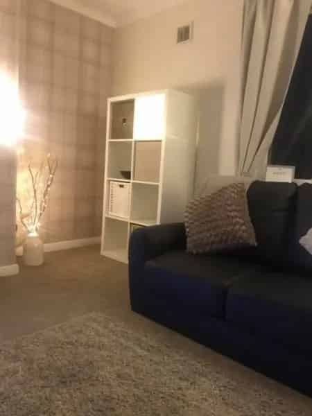 Big 2 Bed House with Huge Gardens in Quiet Area Near Schools