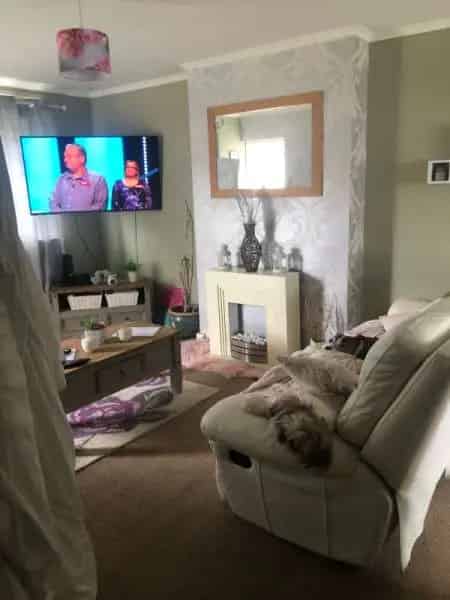 3 Bed Flat near Town Centre Balcony Communal Garden