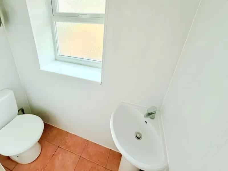 2 Bedroom House To Let Near Erdington Train Station
