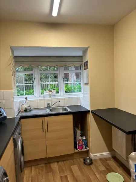 House For Rent in Tandridge, England