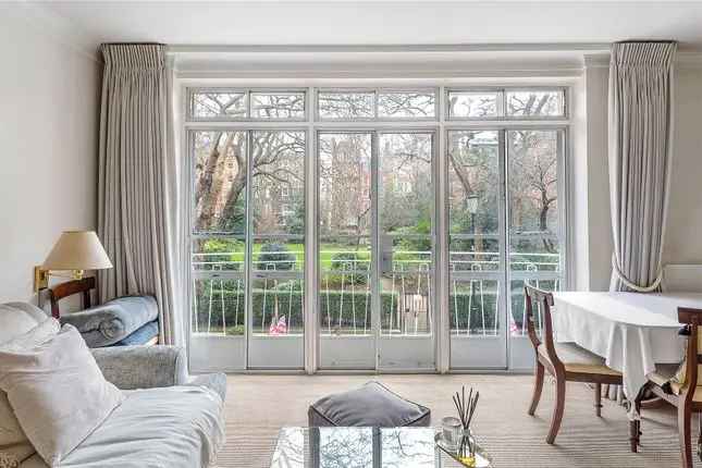 Flat for sale in Hans Place, London SW1X