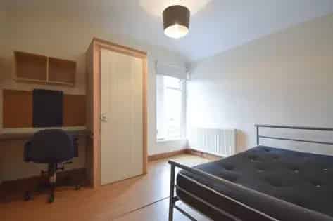 1 Room House Cardiff 38m² Student House Share Bills Included