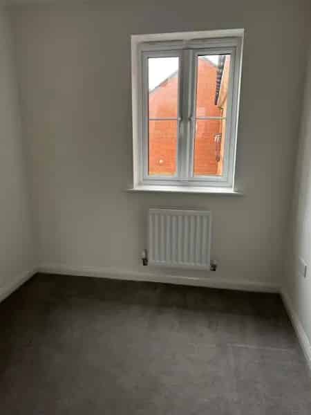 2 Bed New Build Maisonette Near Park - Amazing Heat Retention