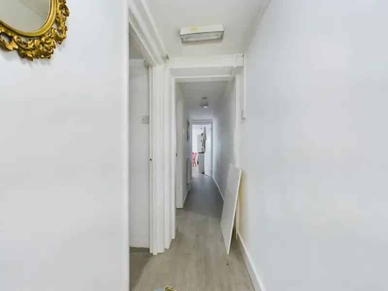 1 Bedroom Flat Brighton Student Housing Deposit Free Option Available
