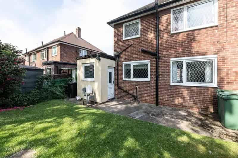 2 Bed Semi-Detached House for Sale