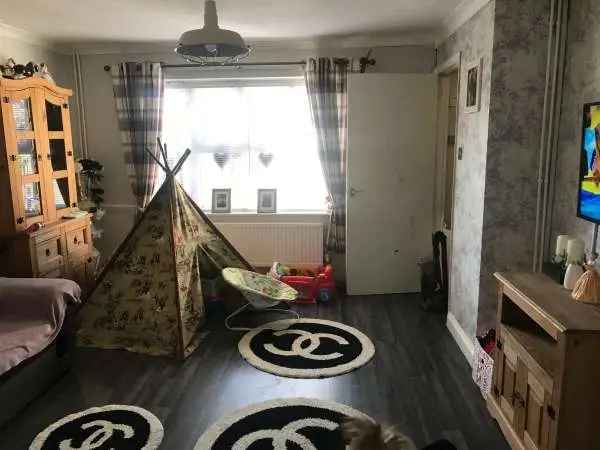 House For Rent in Dacorum, England