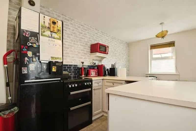 2 Bed Flat for Sale in Cardiff Bay - First Time Buyer